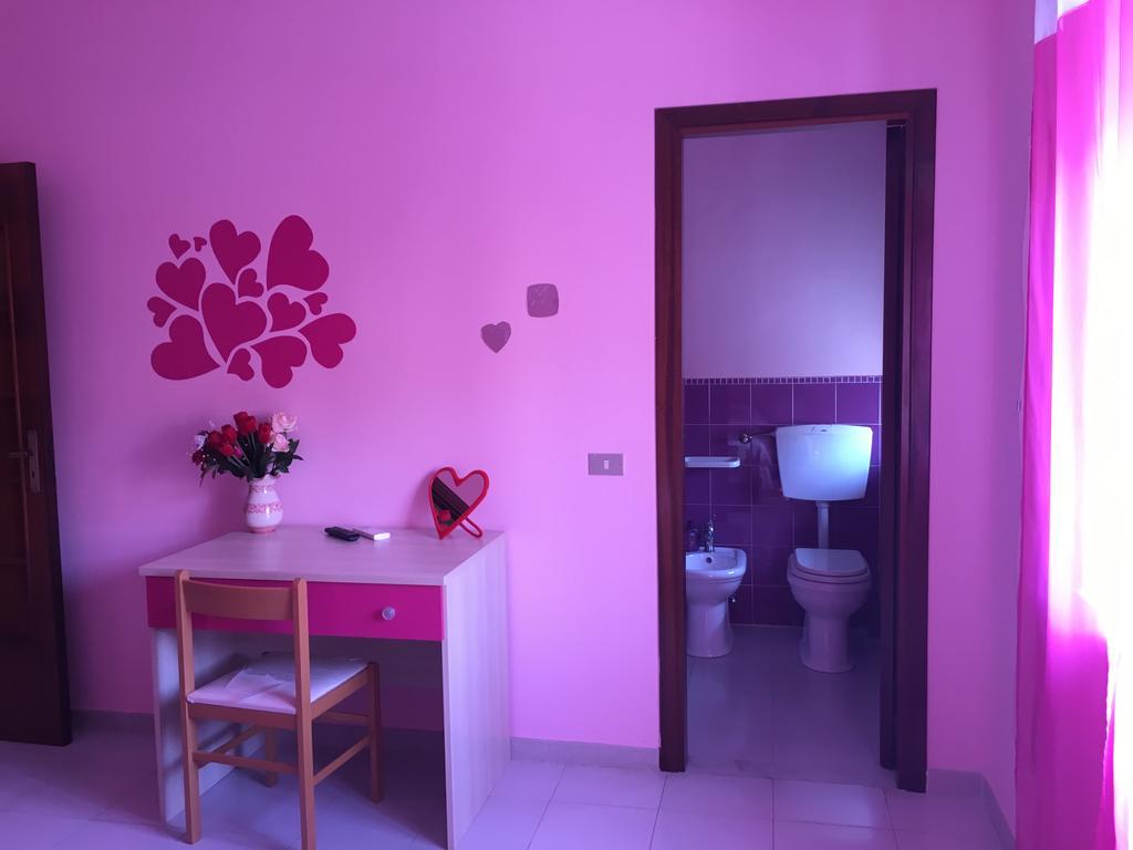 Bed and Breakfast I Colori Dell'Arcobaleno Санто-Стефано-ді-Камастра Екстер'єр фото